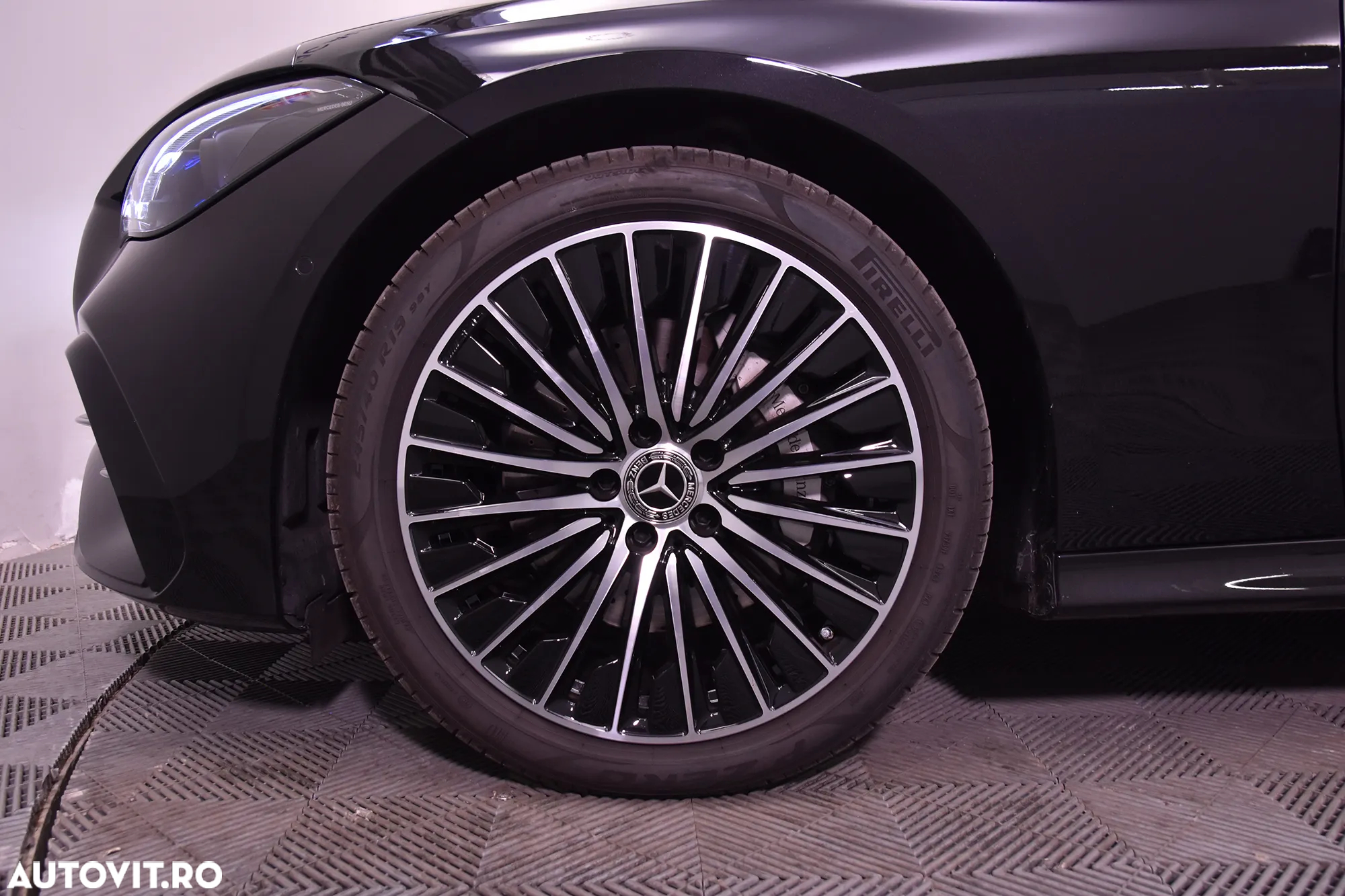 Mercedes-Benz CLE 300 4MATIC Coupe Aut. MHEV - 14