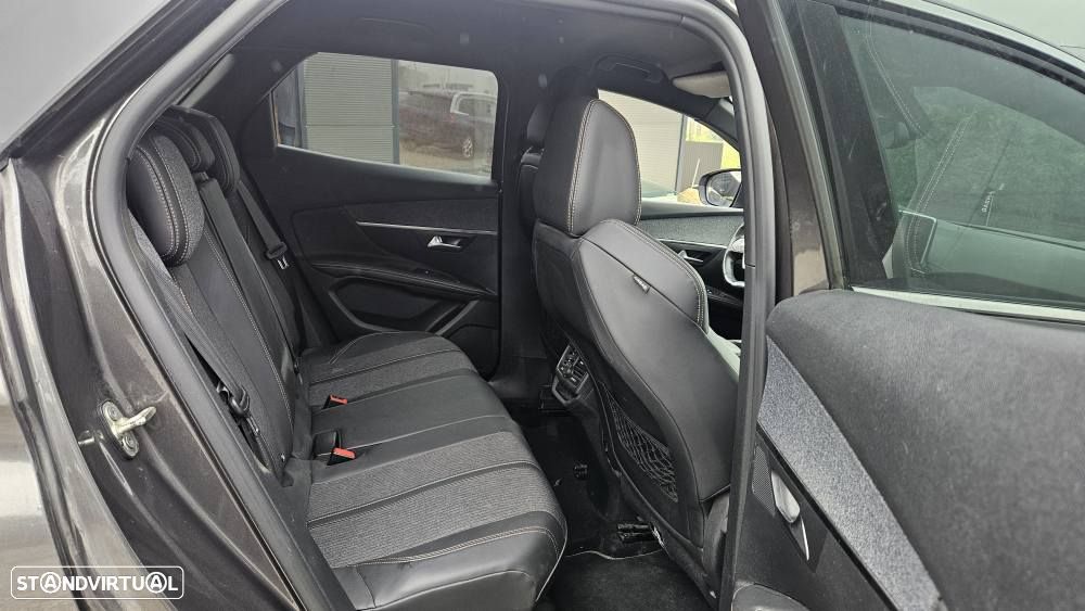 Peugeot 3008 1.5 BlueHDi GT Line EAT8 - 37