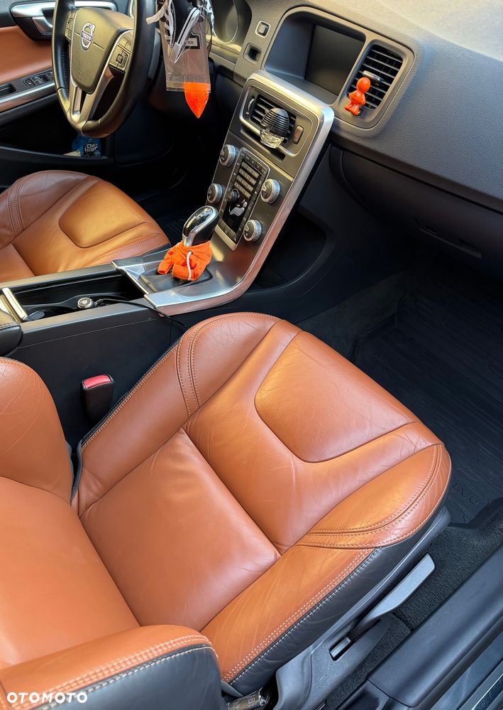 Volvo S60 - 3