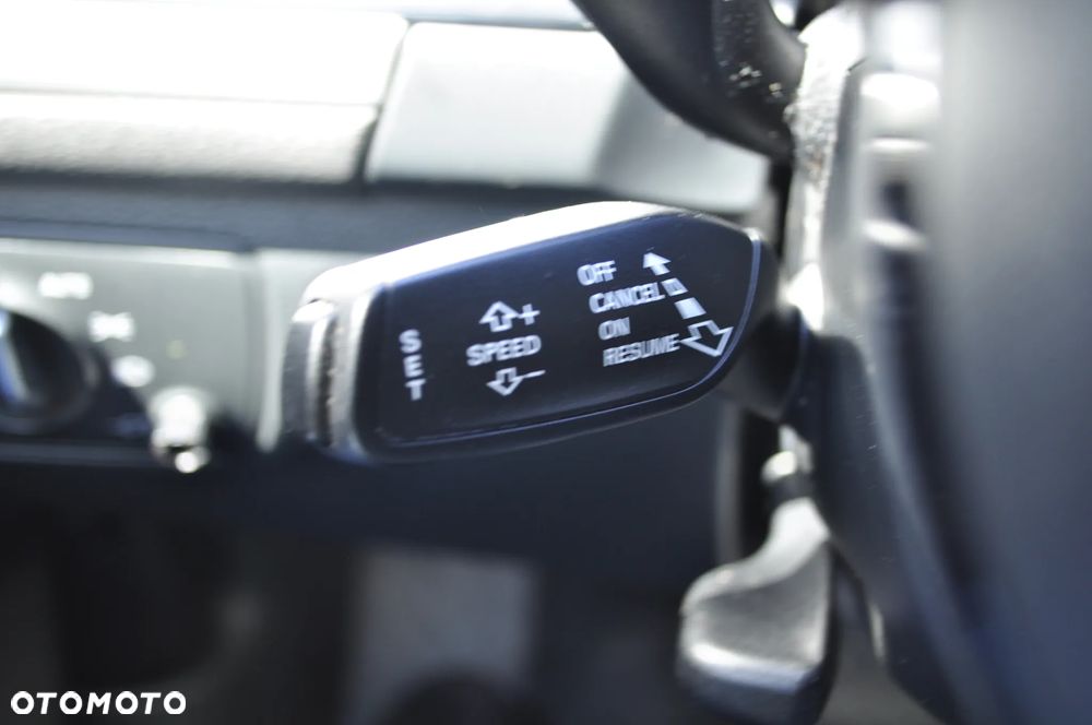 Audi A6 Avant - 16