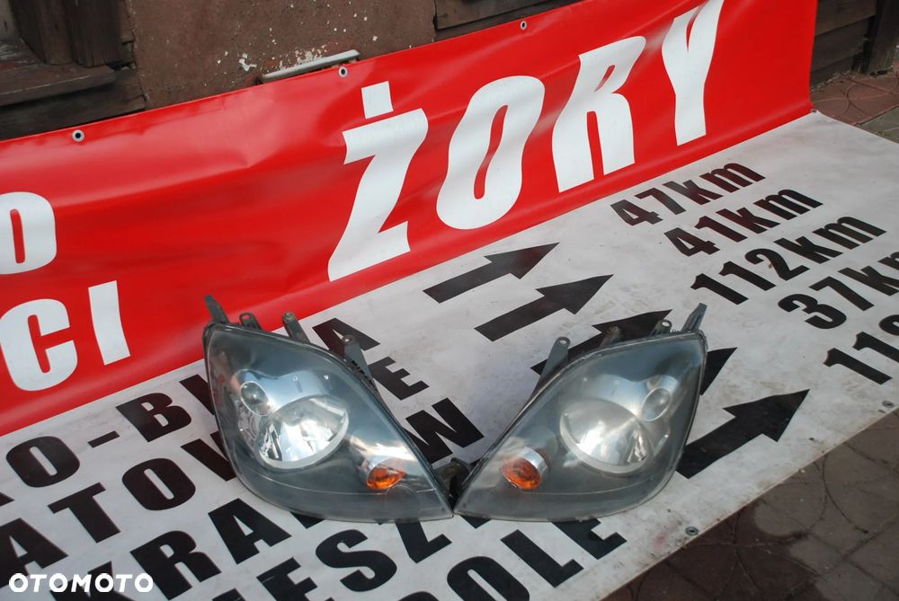 ford fiesta MK6 FL lampa prawa WYSYŁKA - 1