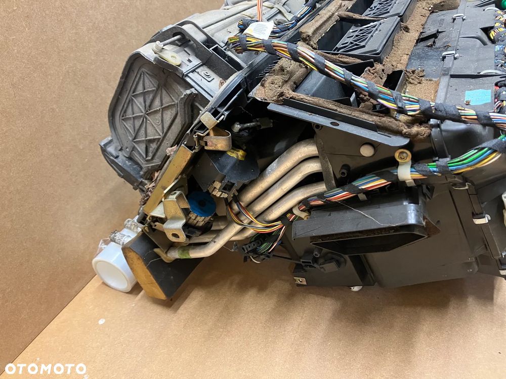 NAGRZEWNICA KOMBAJN KLIMATRONIK DMUCHAWA BMW E34 OEM 8391160 - 4