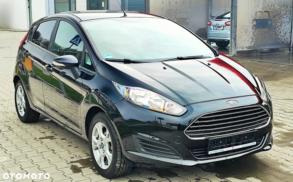 Ford Fiesta 1.25 Champions Edition - 17