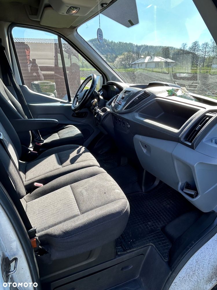 Ford Transit - 11