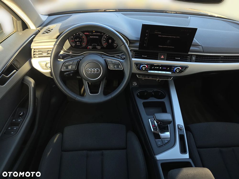 Audi A4 Avant 2023