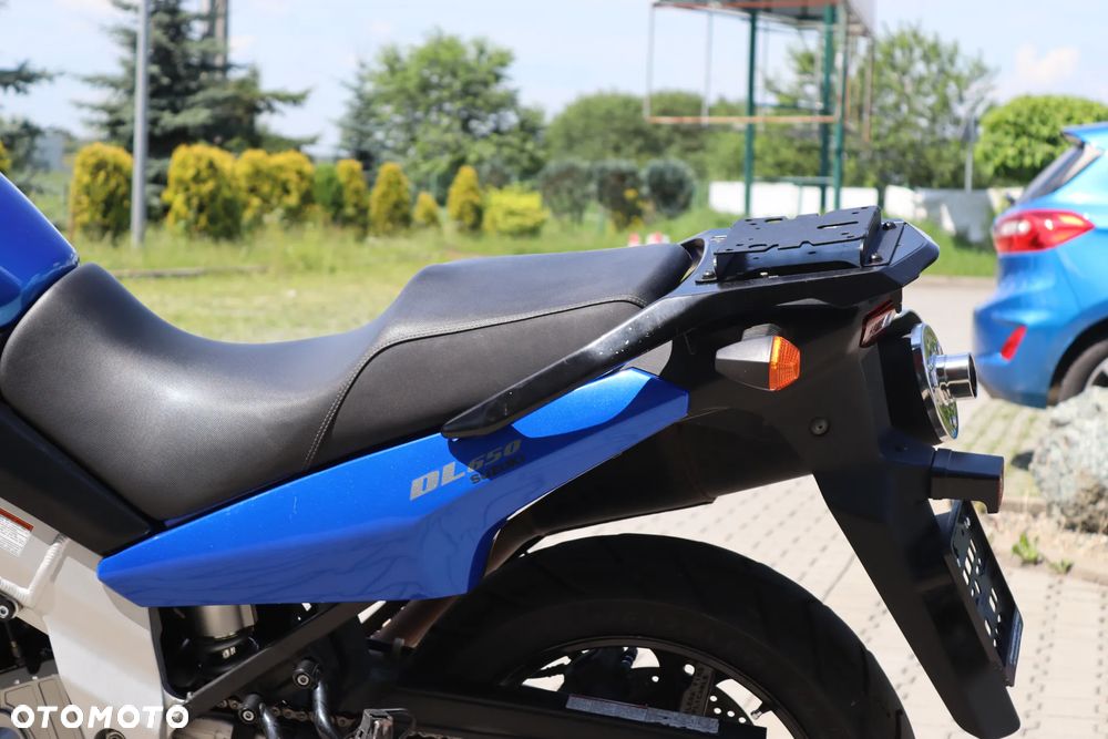 Suzuki V-STROM - 16