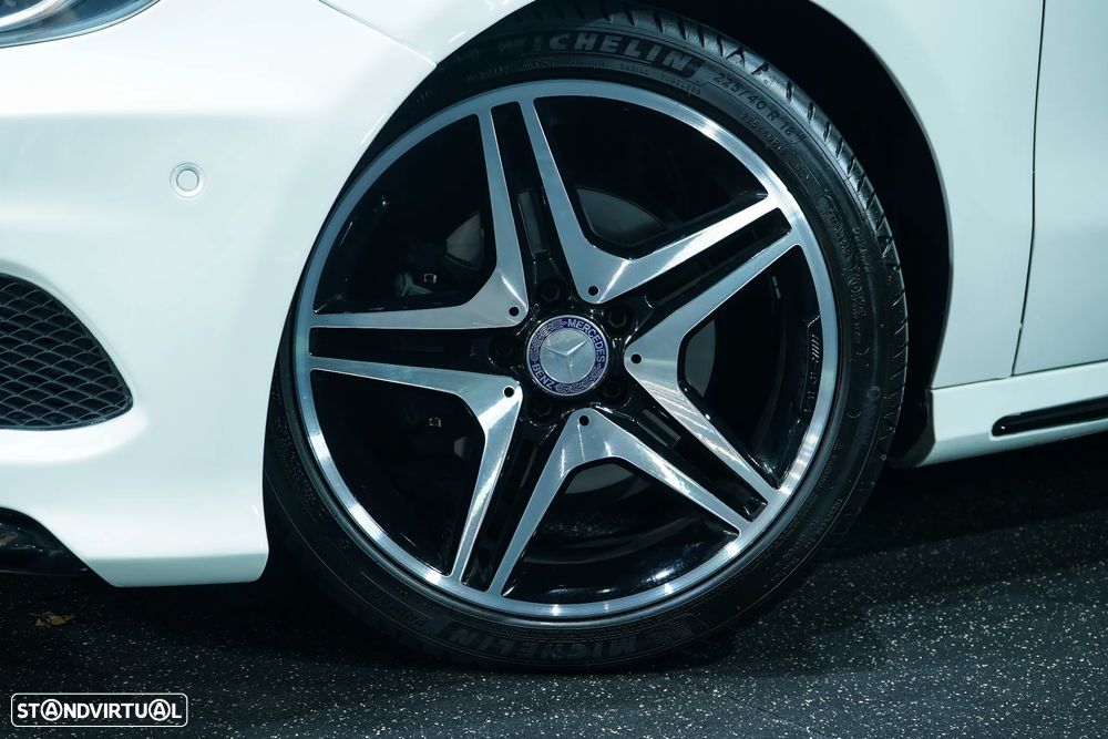 Mercedes-Benz A 200 CDI 7G-DCT AMG Line - 6