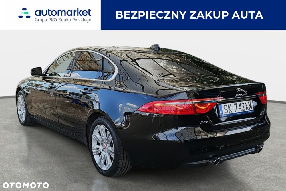 Jaguar XF 2.0 i4D AWD Prestige - 3