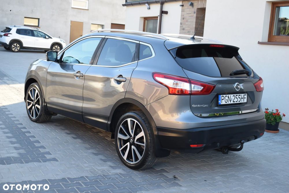 Nissan Qashqai 1.6 DCi Tekna Xtronic - 23