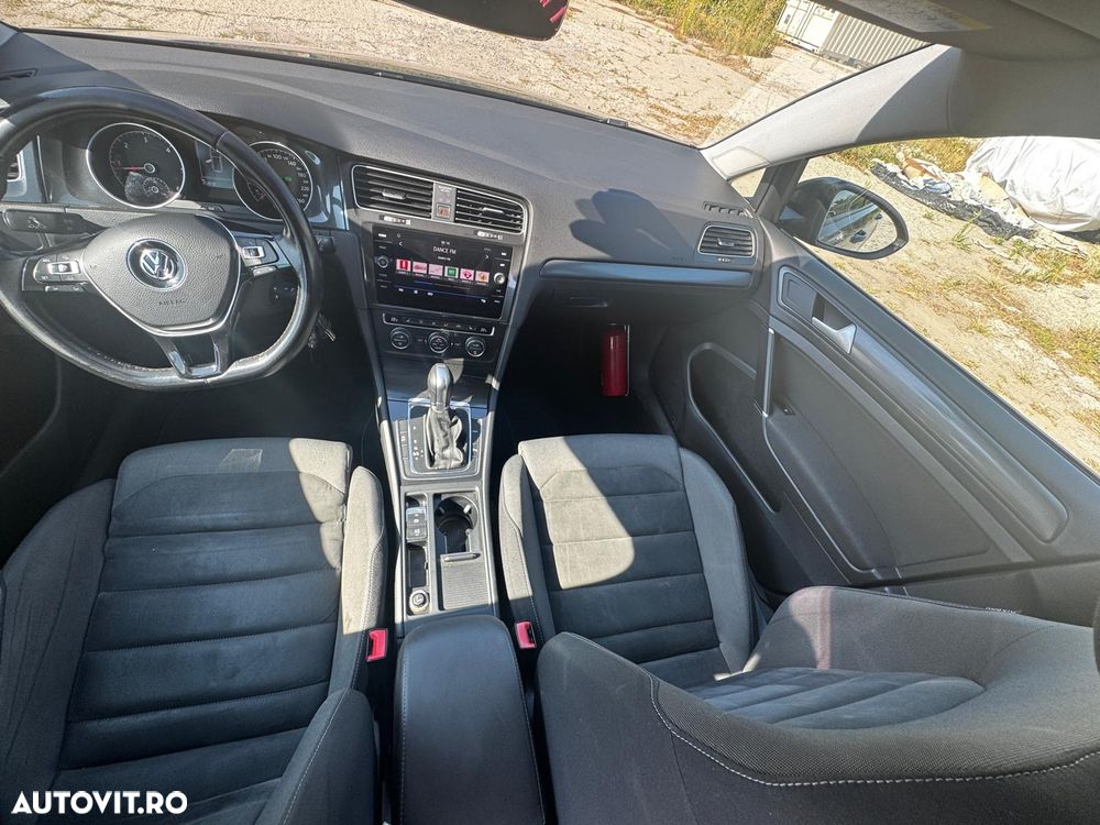 Volkswagen Golf 1.6 TDI (BlueMotion Technology) DSG Trendline - 18