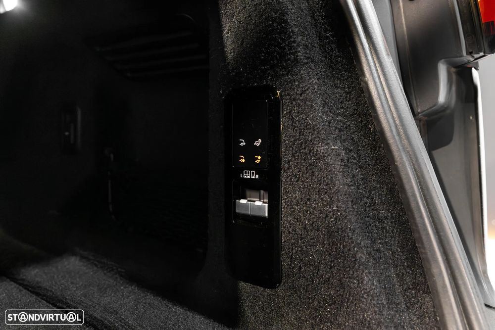 Land Rover Range Rover Sport - 24