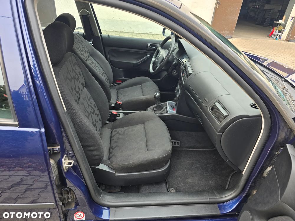 Volkswagen Golf IV 1.4 16V Comfortline - 6