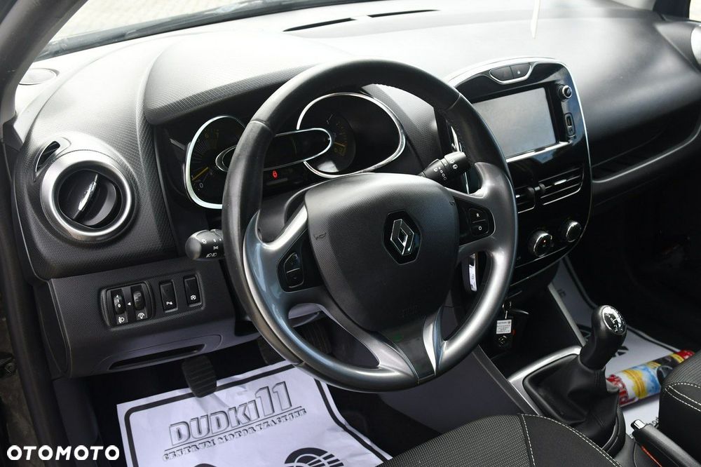 Renault Clio - 18