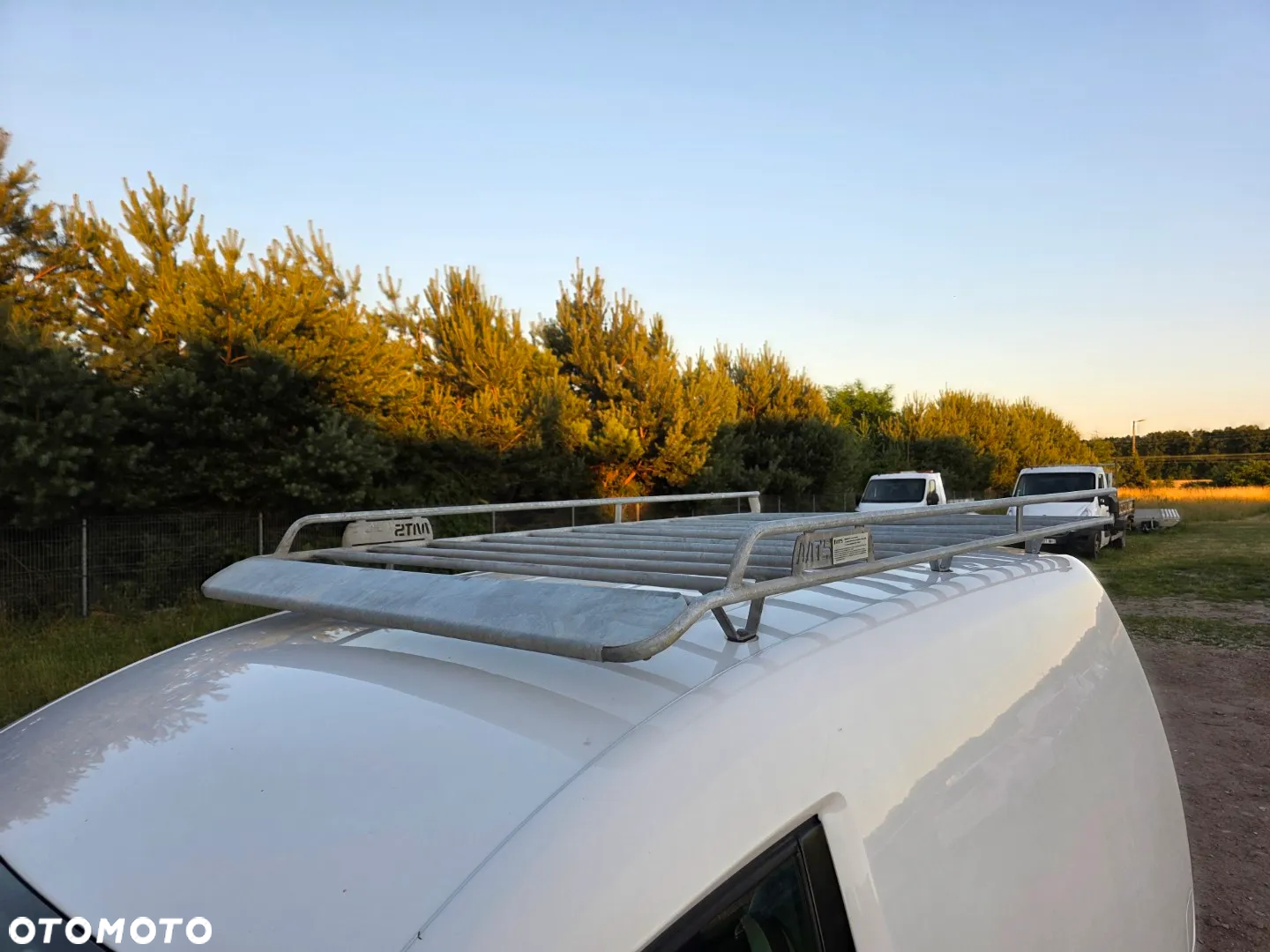 Volkswagen Caddy - 10