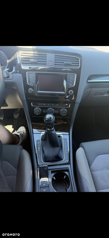 Volkswagen Golf 1.6 TDI Highline - 10