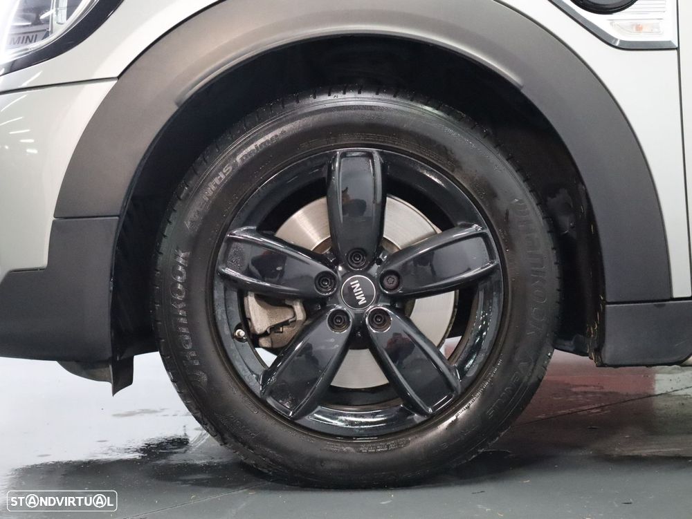 MINI Countryman Cooper SE ALL4 Auto - 24