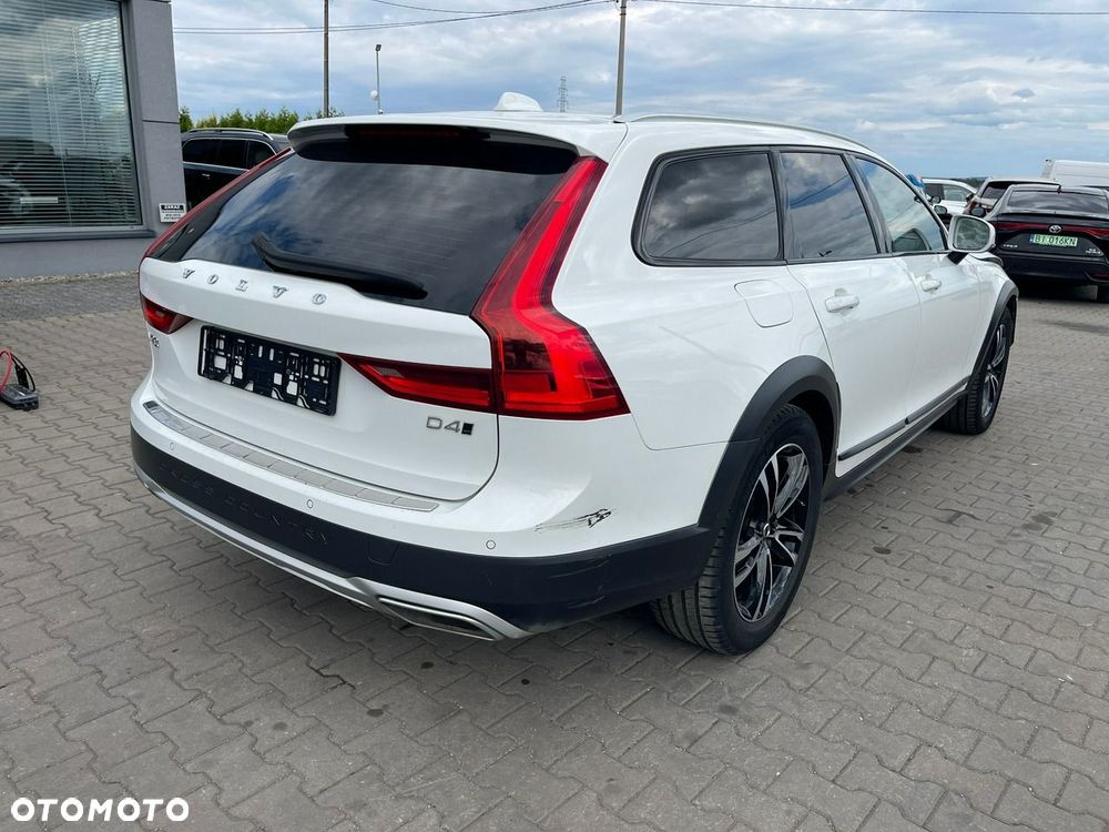 Volvo V90 Cross Country D4 AWD - 3