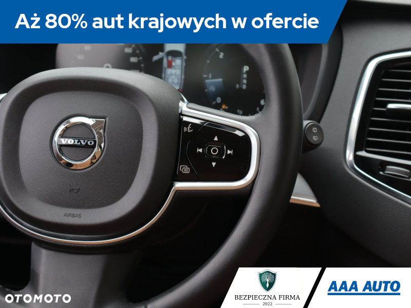 Volvo XC 90 - 21