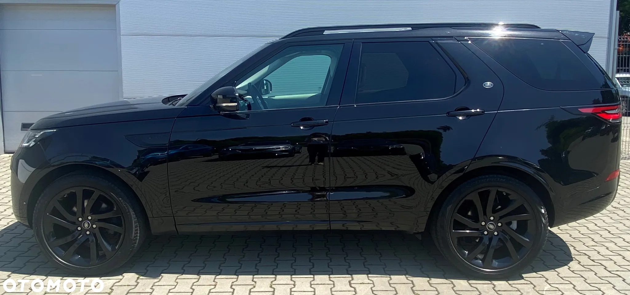 Land Rover Discovery V 3.0 TD6 HSE - 2