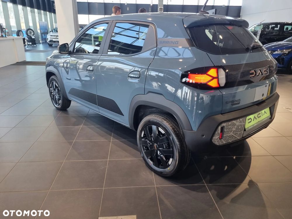 Dacia Spring - 16
