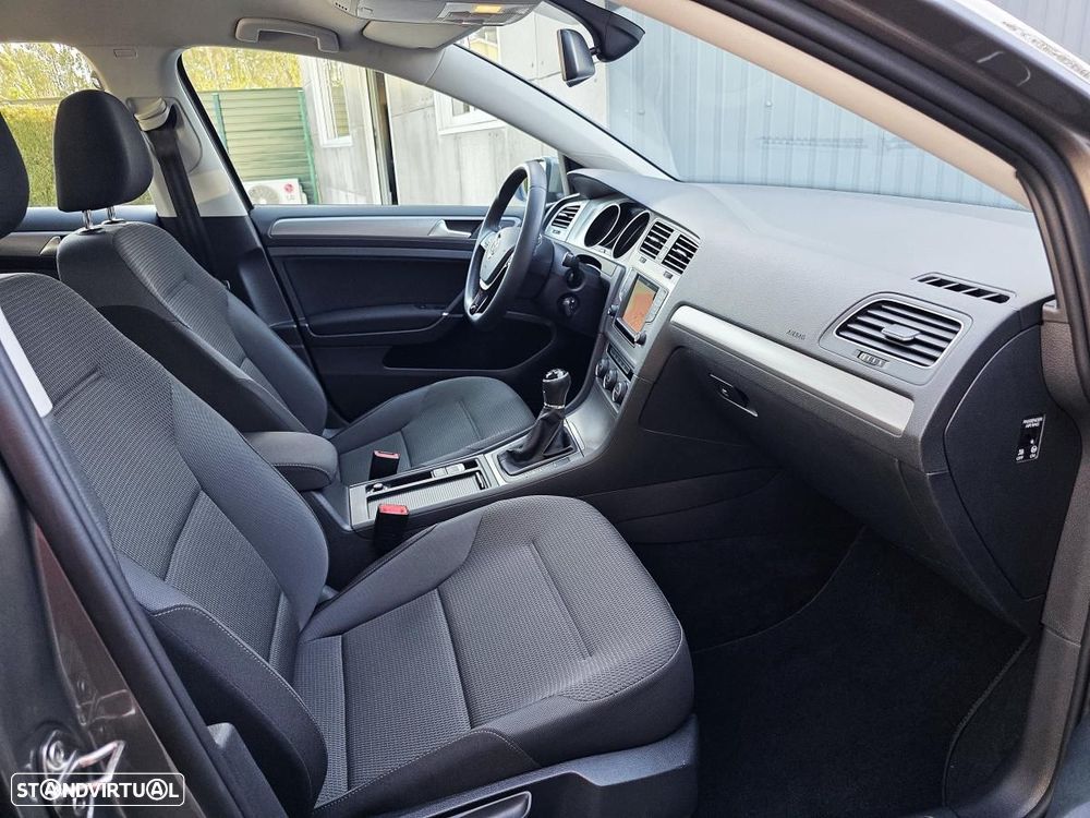 VW Golf 1.6 TDi GPS Edition - 17
