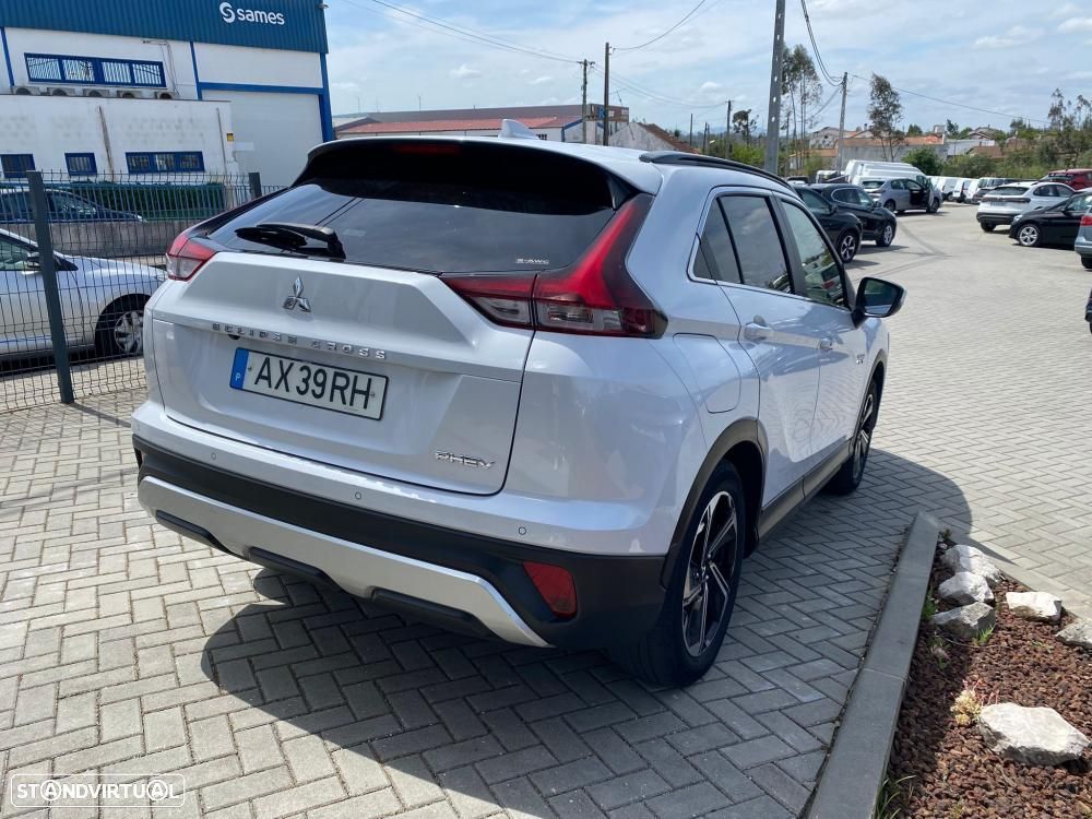 Mitsubishi Eclipse Cross 2.4 PHEV eMotion - 3
