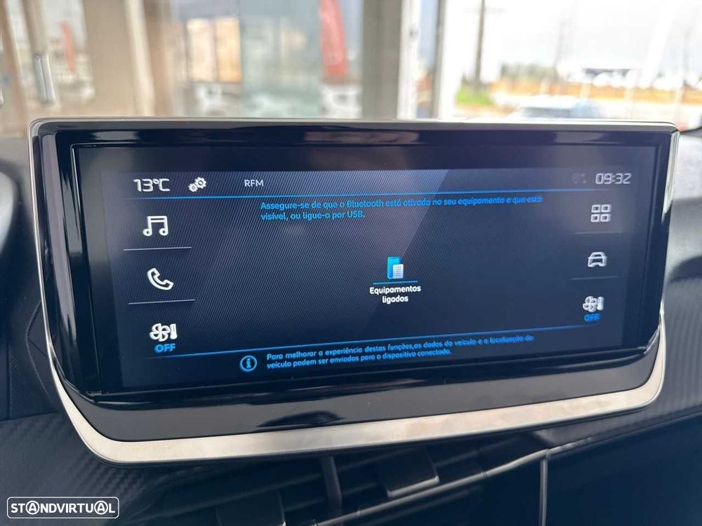 Peugeot 208 1.2 PureTech Style - 18