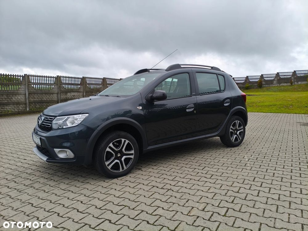 Dacia Sandero 0.9 TCe SL Celebration S&S EU6 - 3