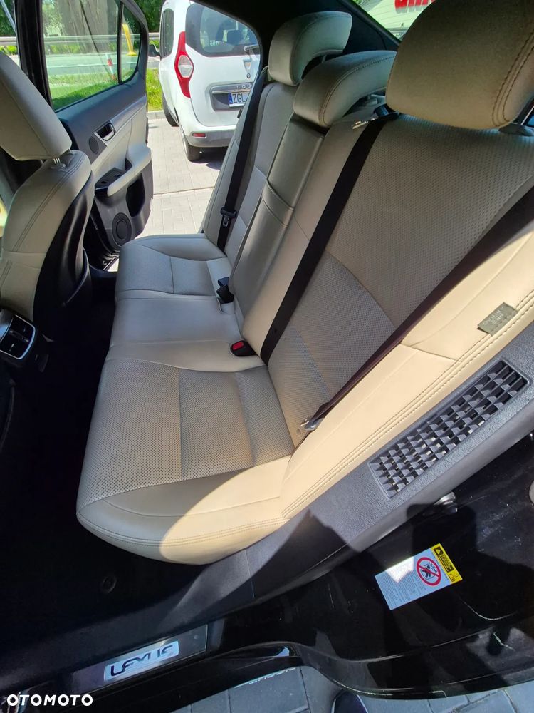 Lexus GS 450h F Sport - 12