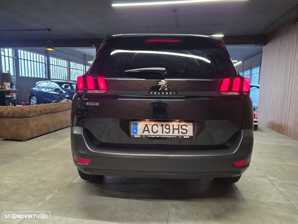 Peugeot 5008 BlueHDI 120 EAT6 Active - 32