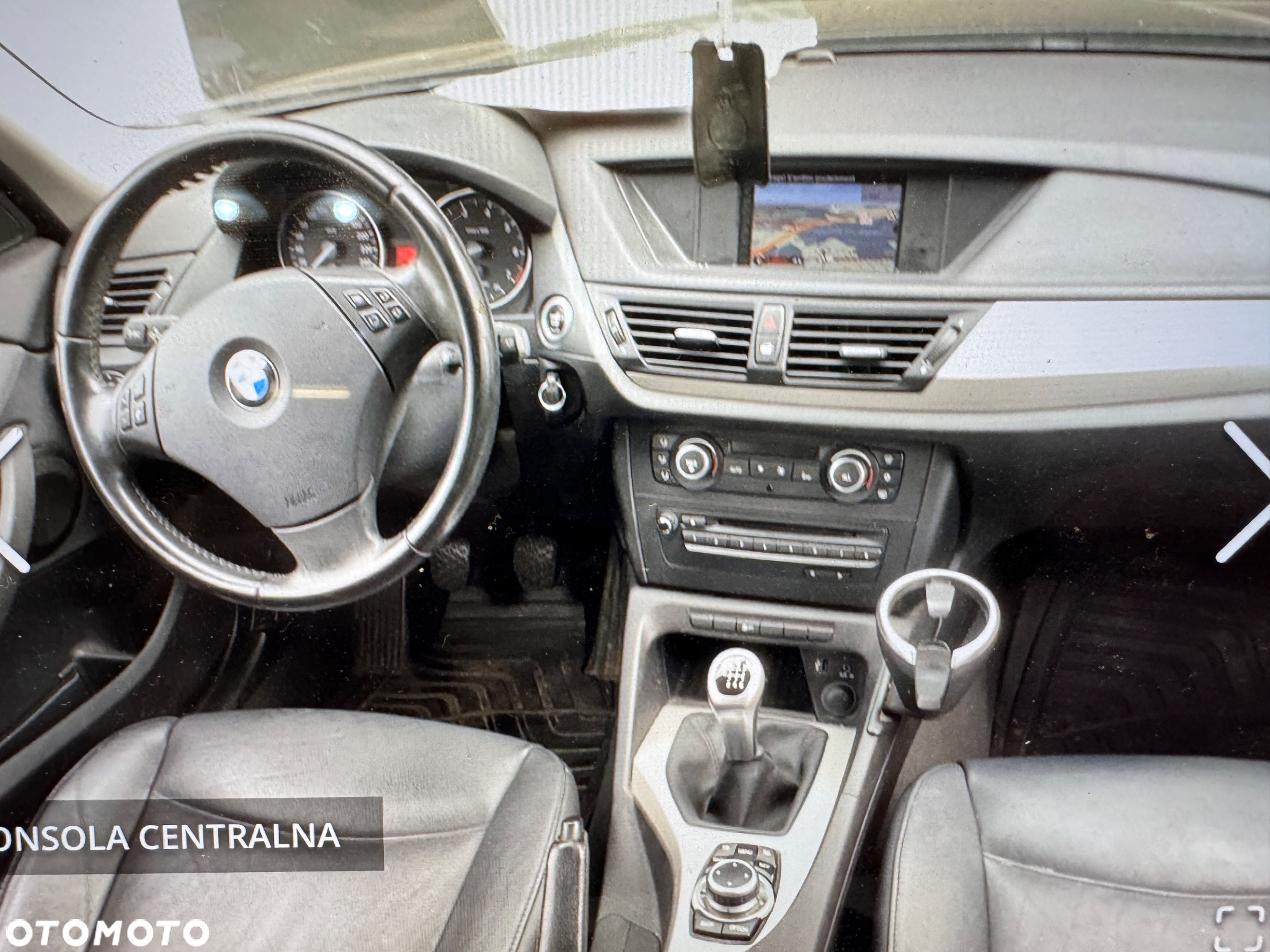 BMW X1 sDrive18i Sport Line - 23