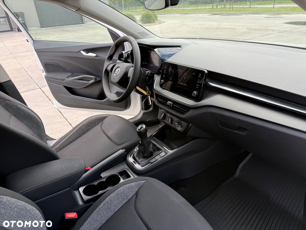 Skoda Fabia 1.0 Ambition - 16