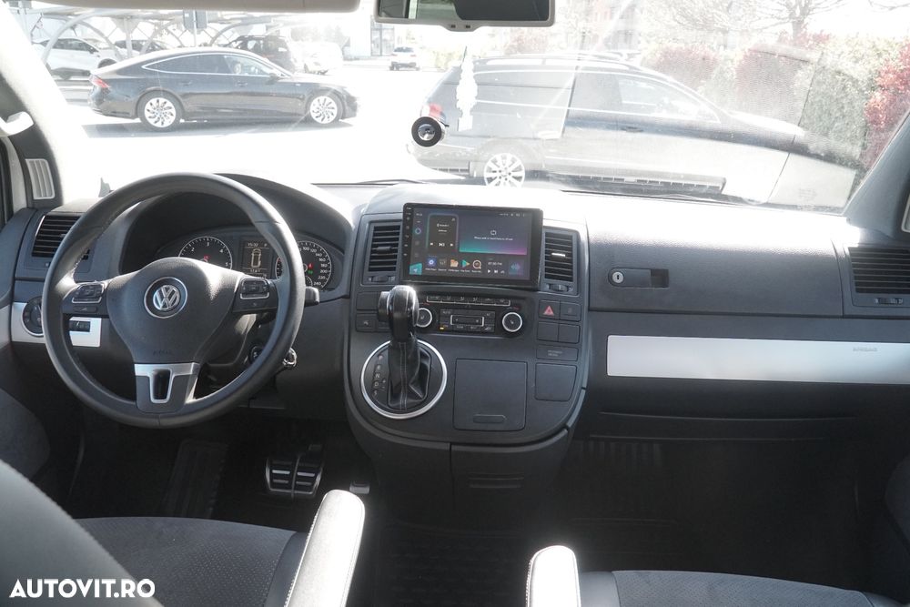 Volkswagen Multivan - 16