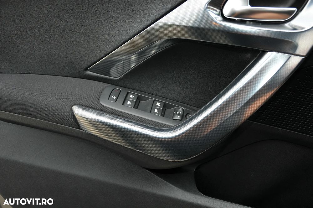Peugeot 2008 PureTech 110 Stop&Start EAT6 Allure - 23
