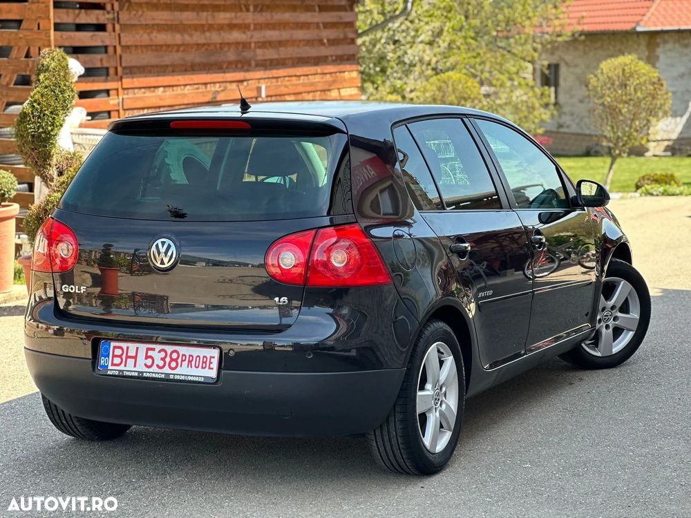 Volkswagen Golf 1.6 United - 2