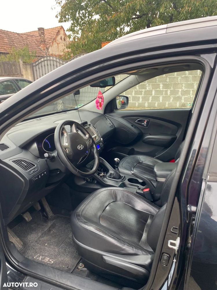 Hyundai ix35 2.0 CRDI 4WD Comfort - 9