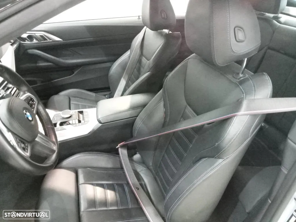 BMW 420 d Desportiva M Auto - 10