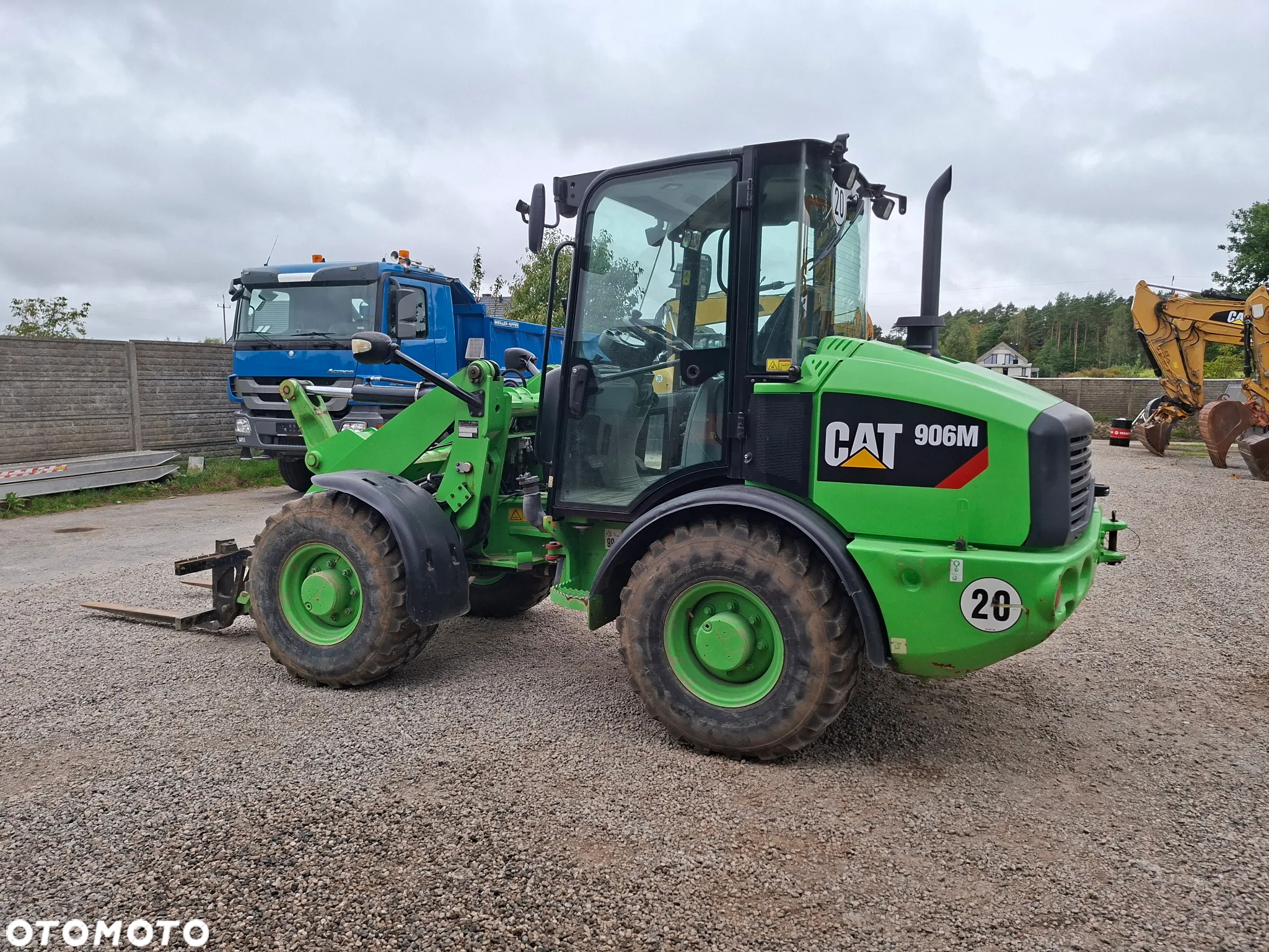 Caterpillar CAT 906 M - 8