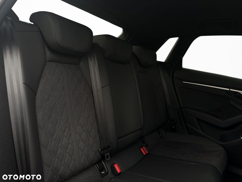 Audi RS3 Sportback - 13