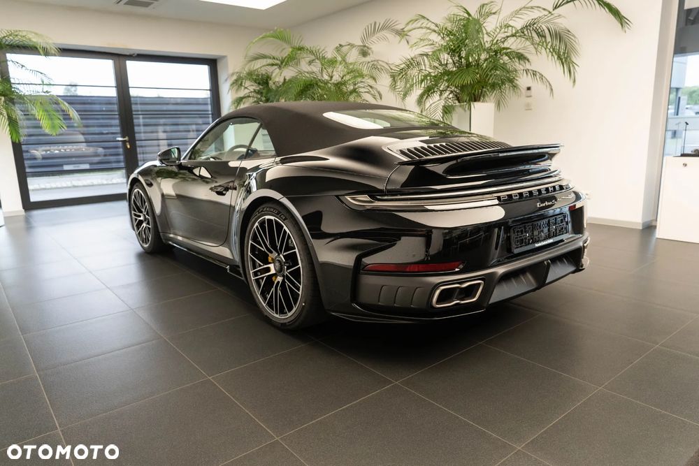 Porsche 911 Turbo S - 3