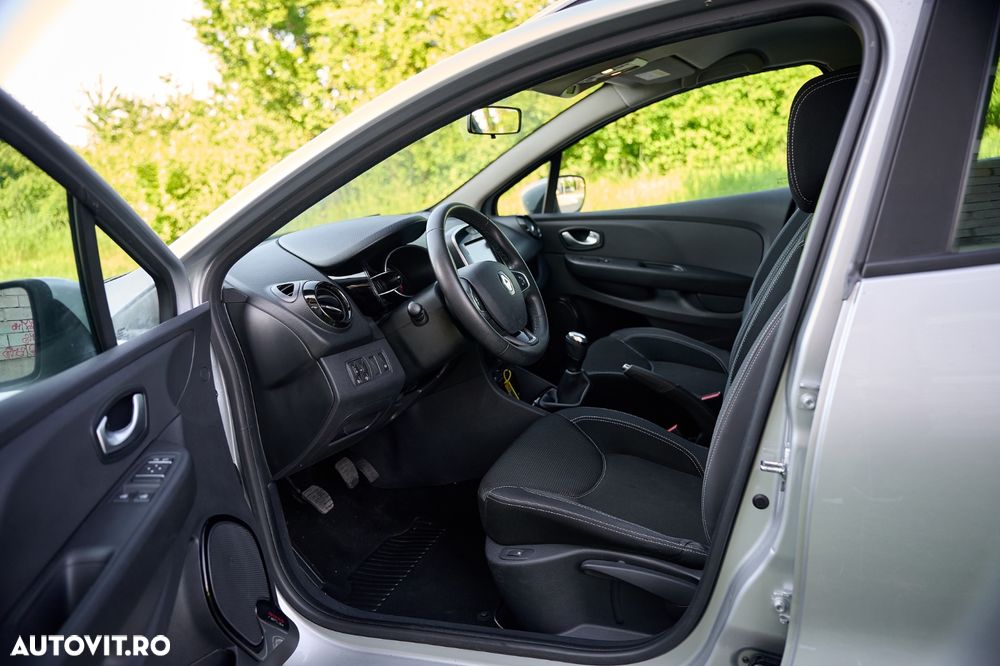 Renault Clio - 16