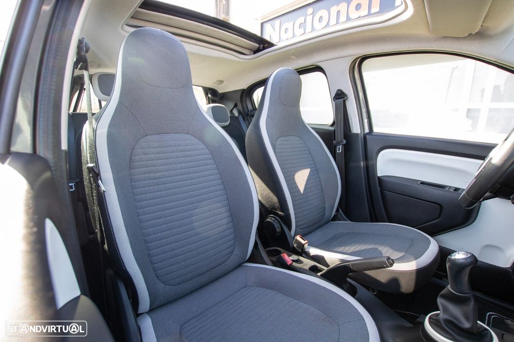 Renault Twingo SCe 70 S&S LA PARISIENNE - 9