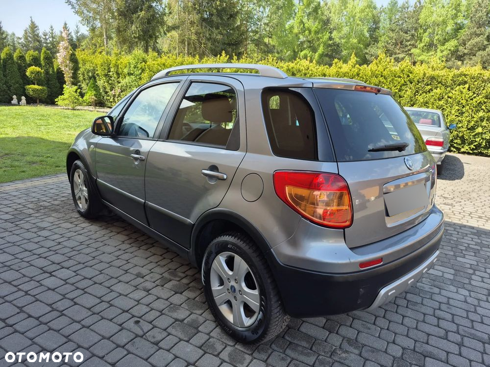 Fiat Sedici 1.6 16V 4x4 Dynamic - 8