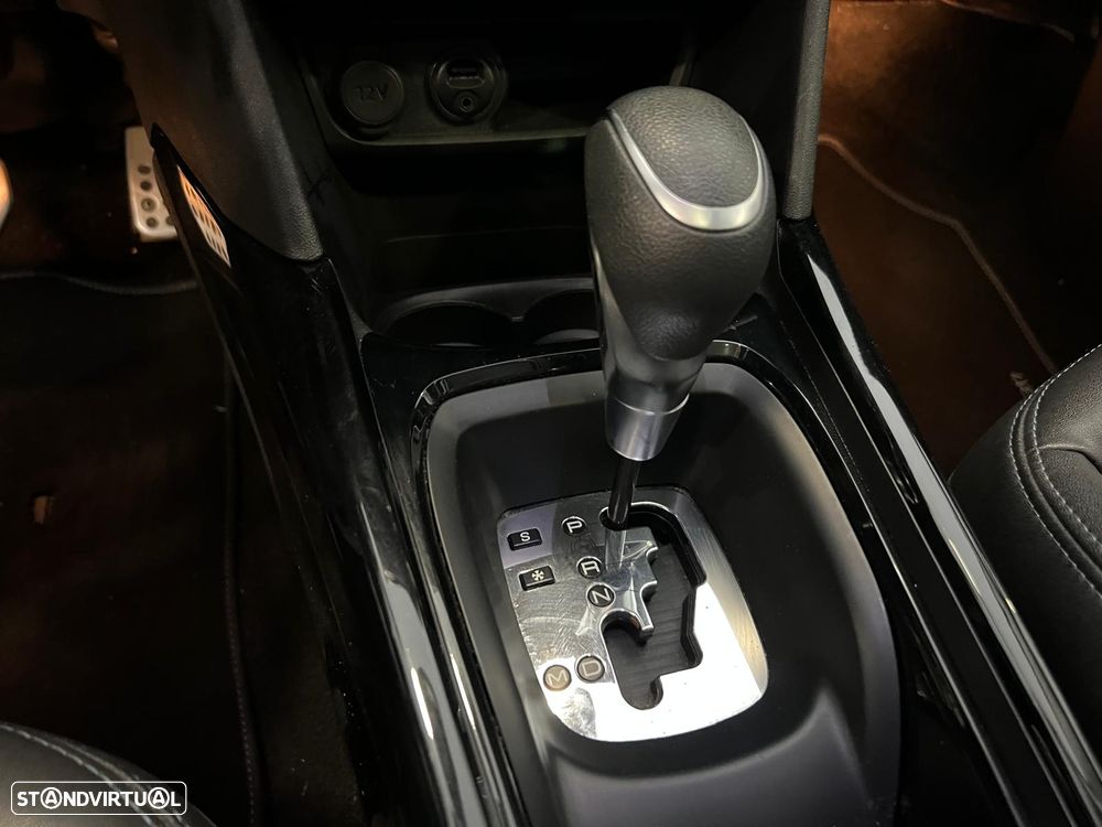 Peugeot 2008 PureTech 110 Stop&Start EAT6 Crossway - 32