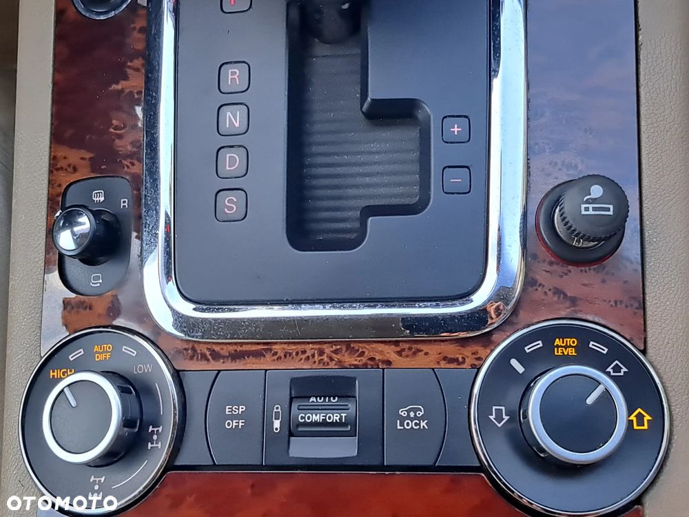 Volkswagen Touareg 5.0 V10 TDI Tiptr - 6