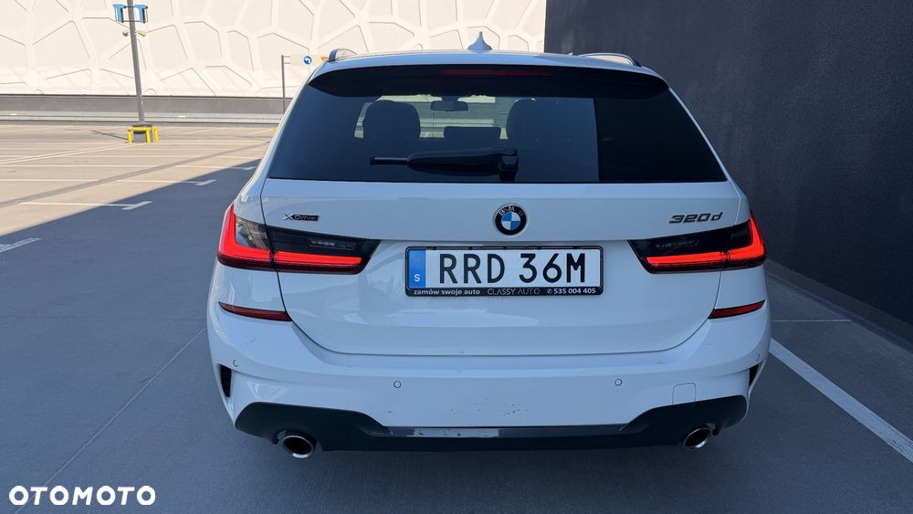 BMW Seria 3 320d xDrive M Sport Shadow - 35