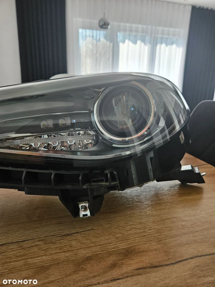 Lampy przednie Alfa Romeo Giulia - 3