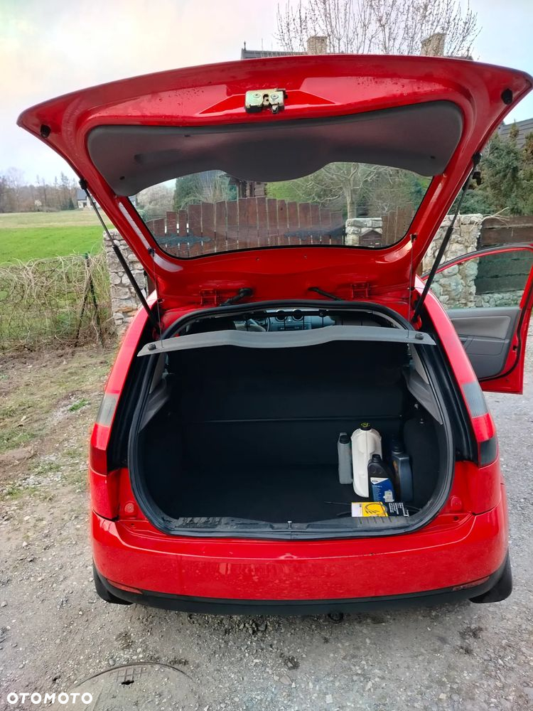 Ford Fiesta - 6
