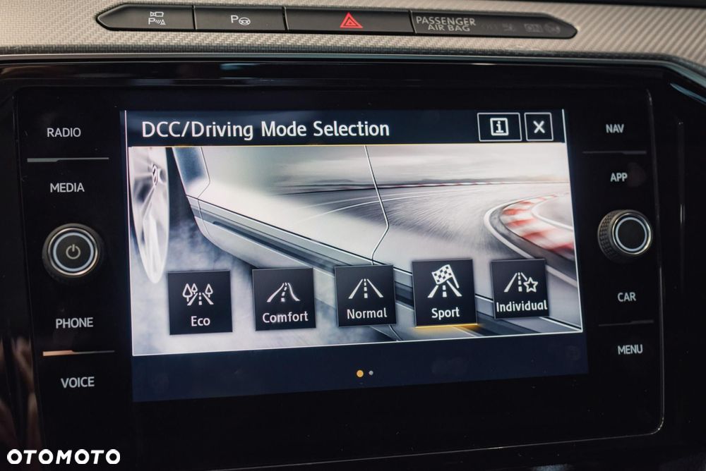 Volkswagen Arteon 2.0 TDI Bi-Turbo SCR 4Mot R-Line DSG - 22