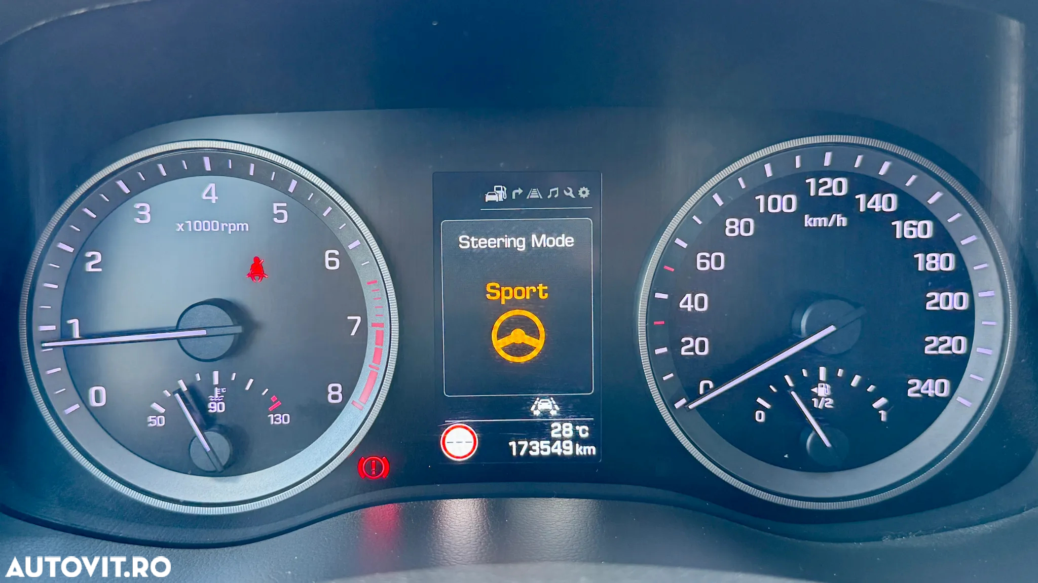 Hyundai Tucson 1.6 GDI 2WD 6MT Comfort - 17
